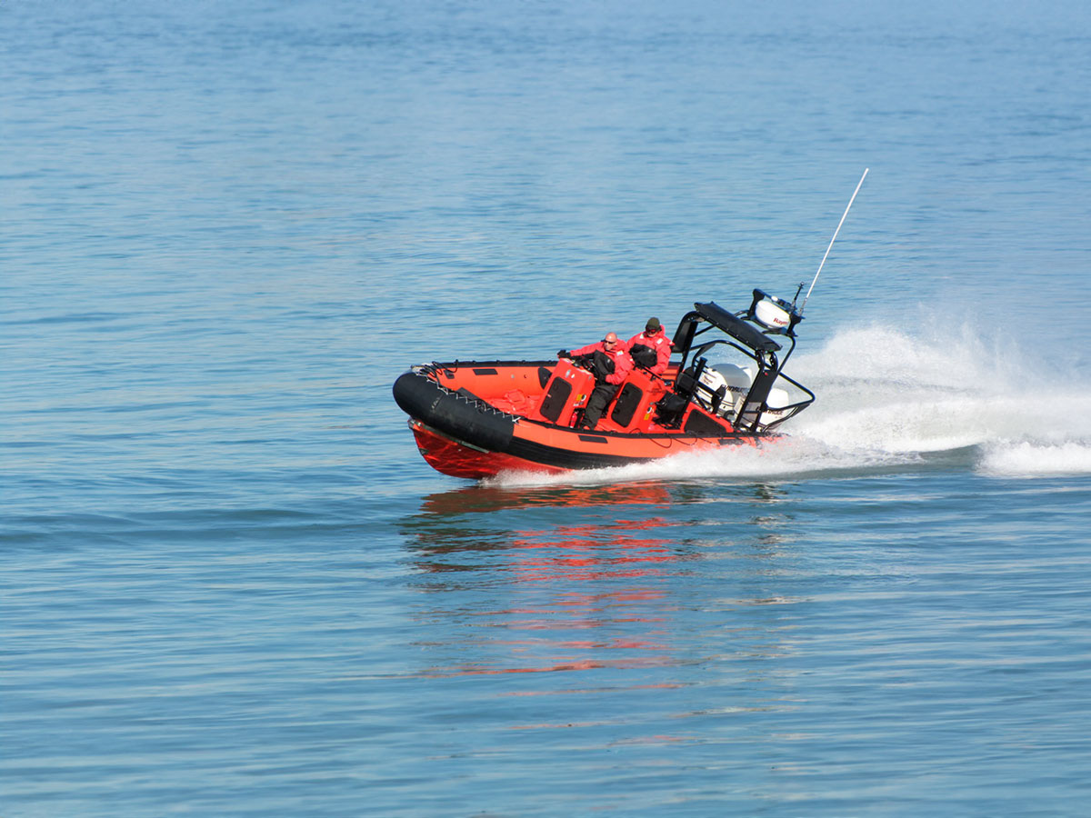 Suficiencia en el manejo de embarcaciones de supervivencia y botes de rescate que no sean botes de rescate rápidos (BRNR)